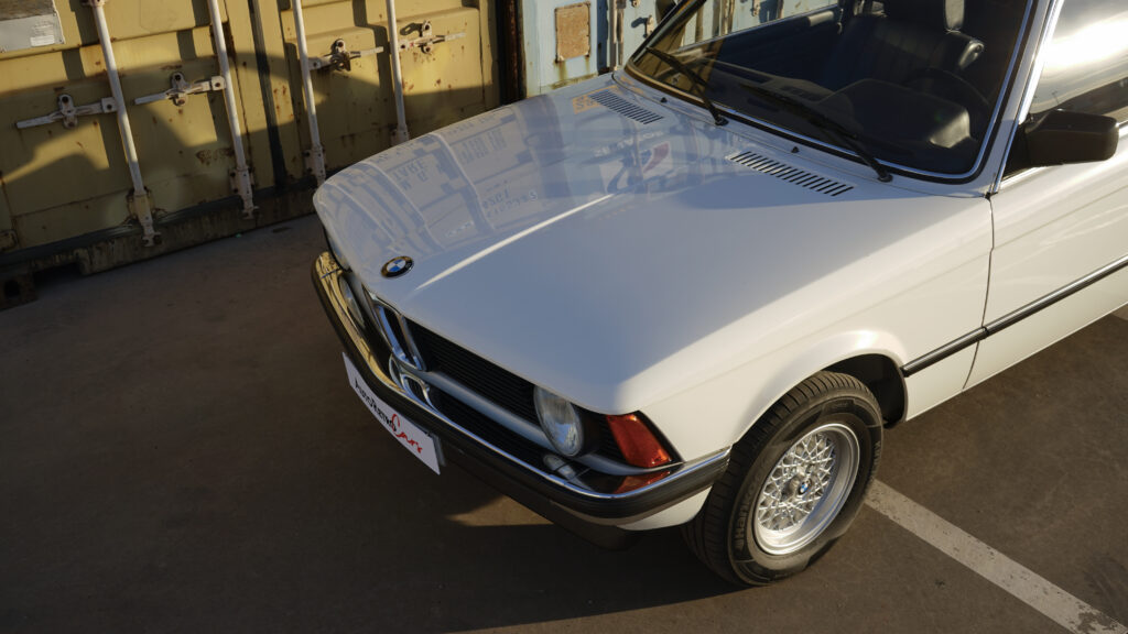 BMW 316 – 1982 — Exterior