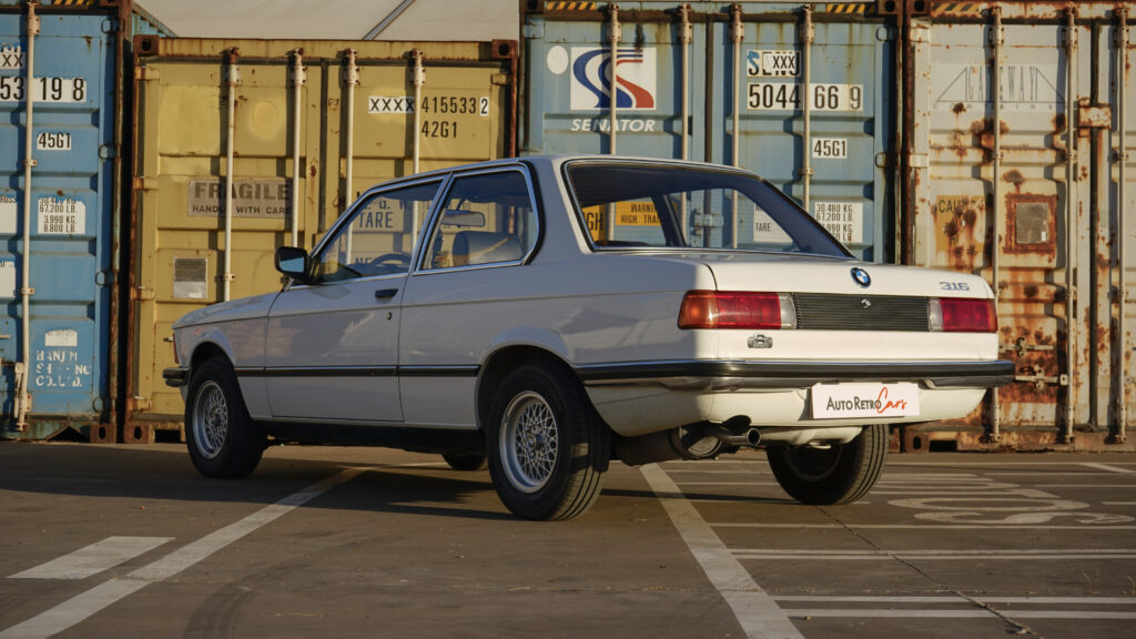 BMW 316 – 1982 — Exterior