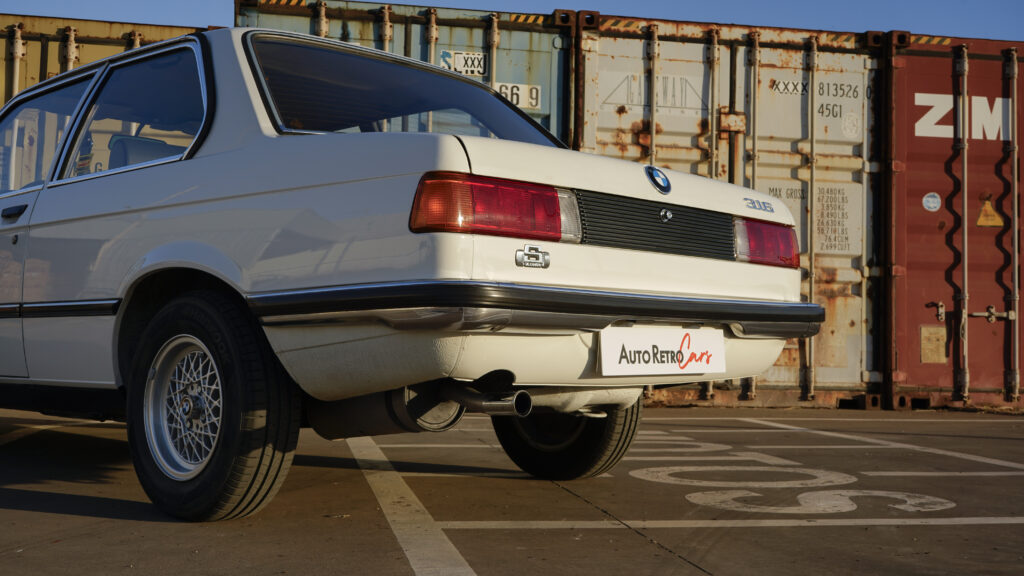 BMW 316 – 1982 — Exterior