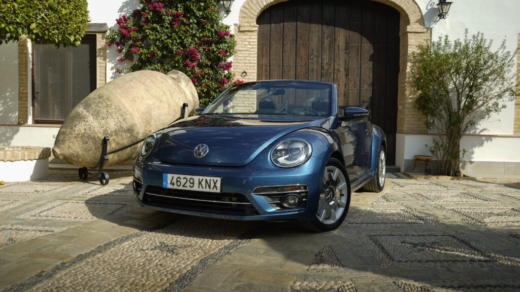 VW BEETLE CABRIO – 2018