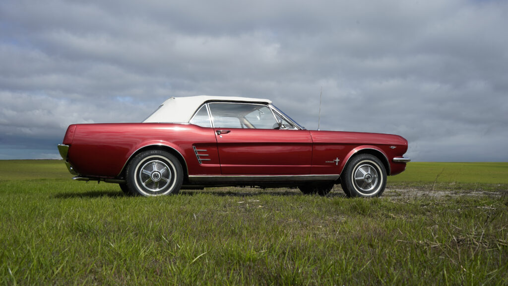 FORD MUSTANG CONVERTIBLE – 1966 — Exterior
