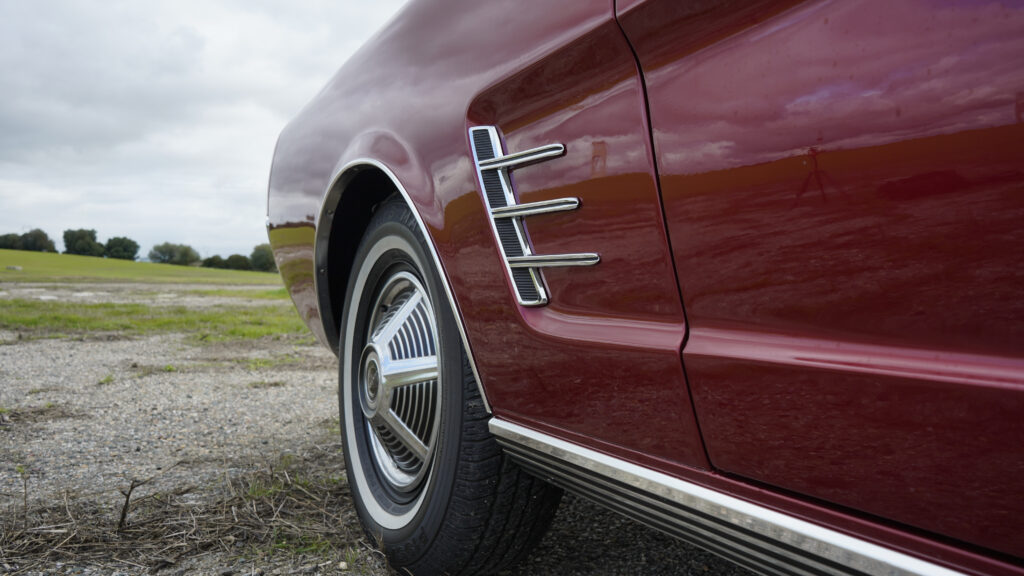 FORD MUSTANG CONVERTIBLE – 1966 — Exterior