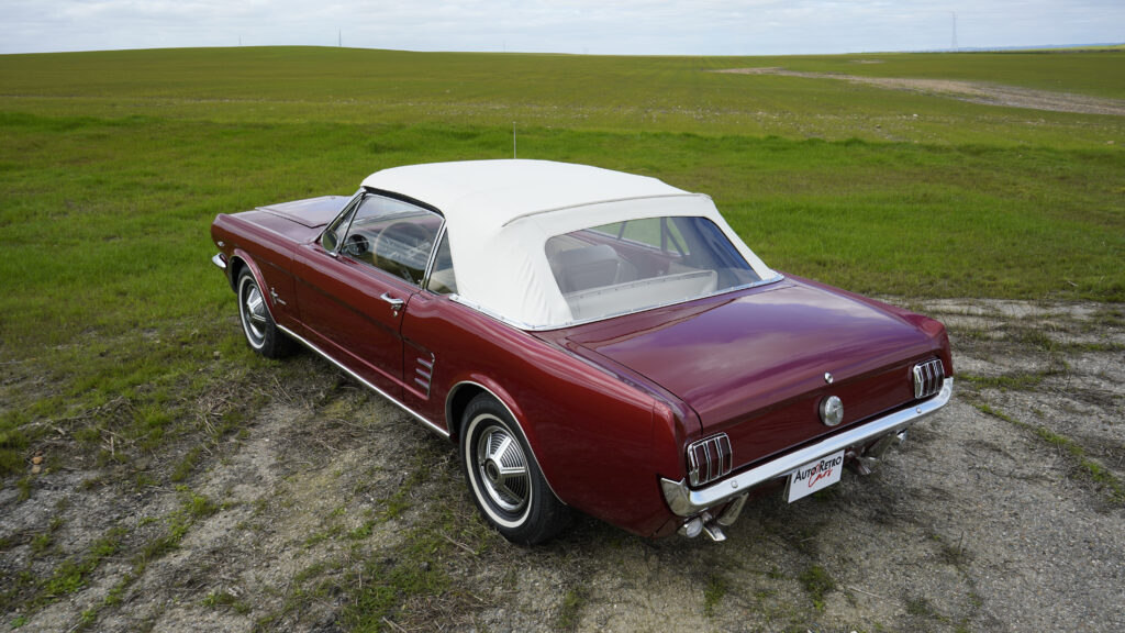 FORD MUSTANG CONVERTIBLE – 1966 — Exterior
