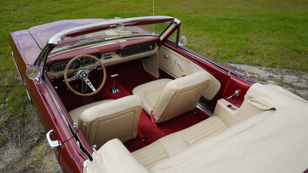 FORD MUSTANG CONVERTIBLE – 1966 — Exterior