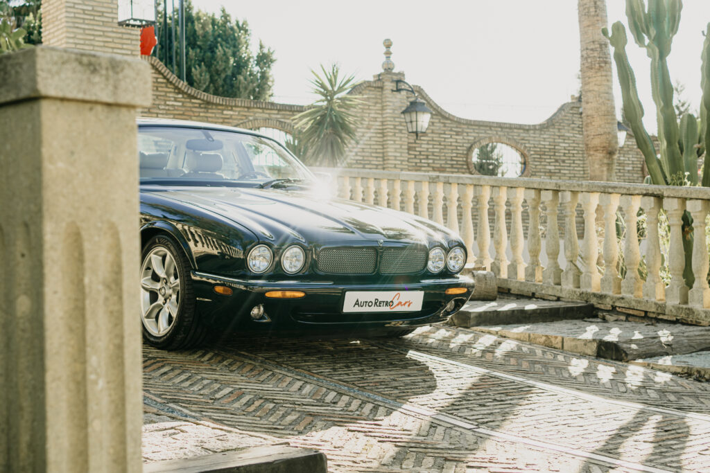 JAGUAR XJR – 2000 — Exterior