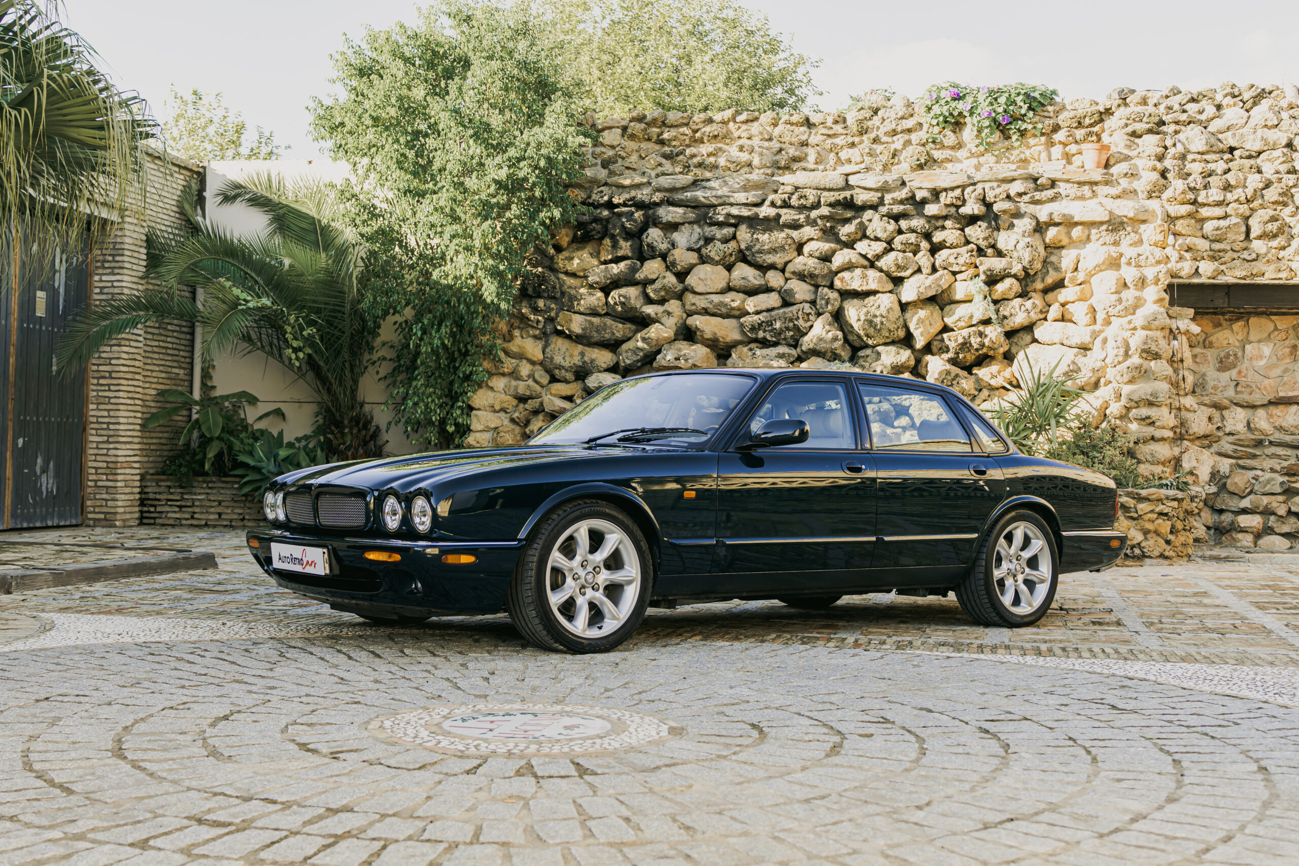 JAGUAR XJR – 2000 — Exterior