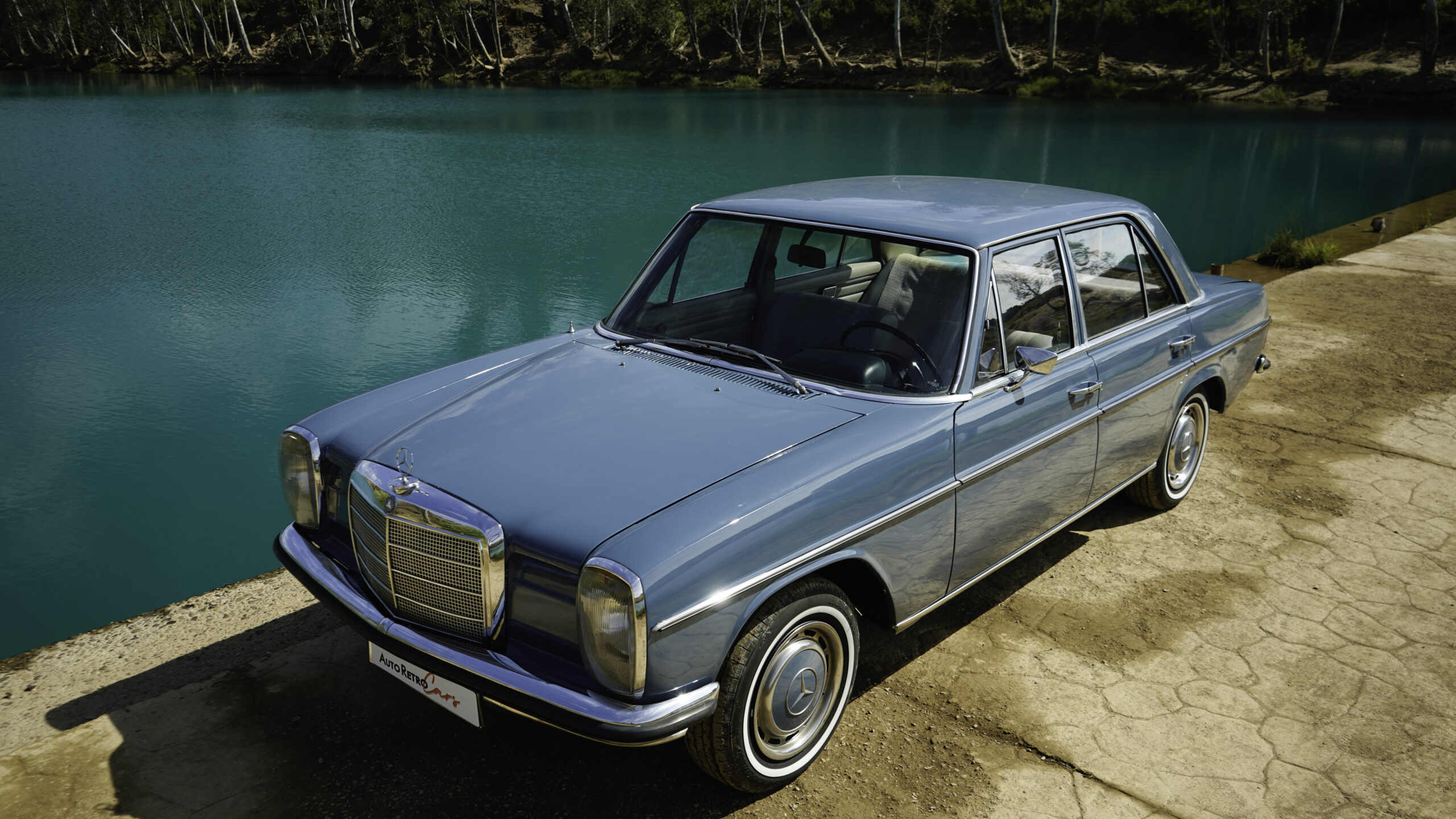 MERCEDES BENZ 220D – 1969 — Galería